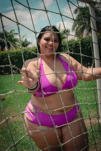 SelennaCooper Public Pic 3