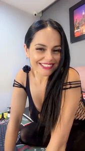 CharlotteCottin Hi Immagine 