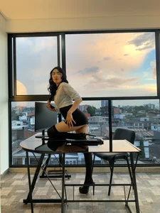 amara_foxx Public Gambar 3