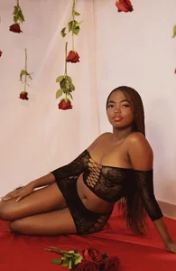 Kenia_Storm valentine time 💘 Foto 2