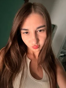 JackieWebb Drop a 🖤 for the first one or a 👅 for the second Pic 5