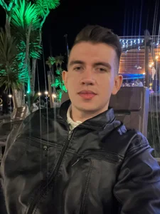 MikaelSlow A Sunday in Medellín 🇨🇴🥵🔥 Pic 6