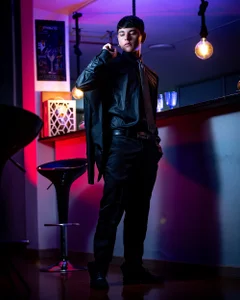 Luke_Howland Relax Hình 5