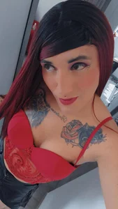 VenusDoll777 ✨ my favorite color: White, black and red.✨ Fotka 2
