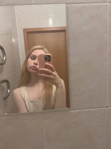 Mary_Lane_ Public Pic