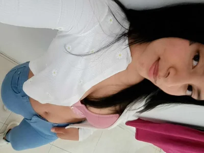 saralo__ 🫶🏻 Pic