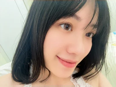 Liuyifei2005: 你一定也在想我吧 ( 2 фото)