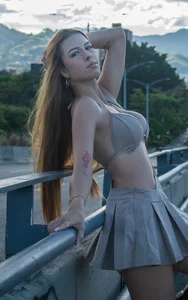 zaraquiinn Latina Hot 🫦 Foto 3