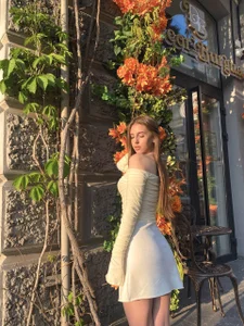 Lilly_boobs: Public ( 7 фото)