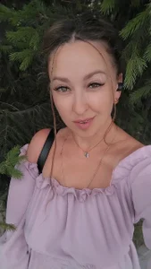 shana_powerss I'm just different and so mysterious Poză