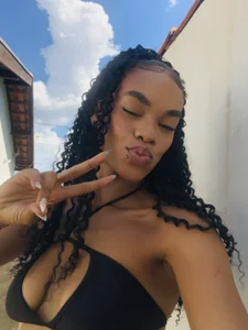 😜 de Cammgirlmii Foto