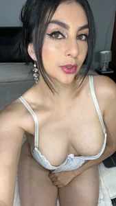 LlianneDiamond1 Public Pic 7