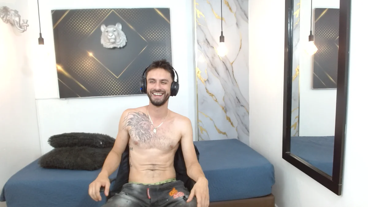 ภาพที่กำลังนิยมของ KingOfTemptation  3587