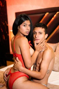 ChloeAndJeanPaulShared temptation 💞 Bild 3