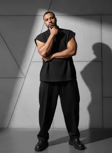 TylerScott_1 Public Immagine 