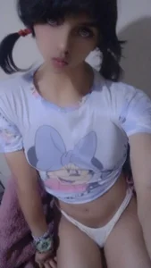 Conejita_JugocitaCan u help me with completed 1.000 Likes 💋 ❤图片 2
