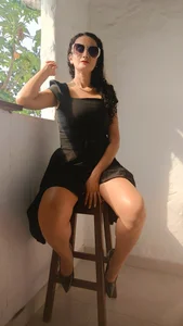 Holyjacky_ Do I look very serious? 圖片 2