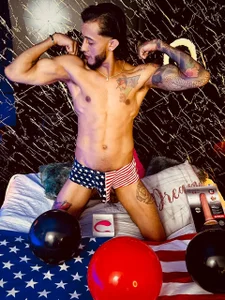 jonas_conor Independence Day👏 Pic 2