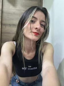 ammy_durand The girl of your dreams Foto