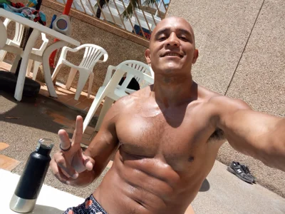 djmorenoo Me  9টি ছবি