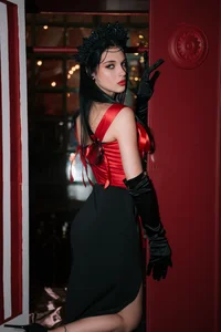 Tsar Winter Couture de BeverlyMost  3 photos