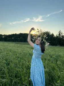 WhitneySimon Public зображення 2