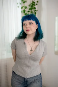 AliceMoongirl Public  3টি ছবি