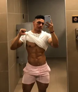 Public de Floyd212_Vibes  2 photos