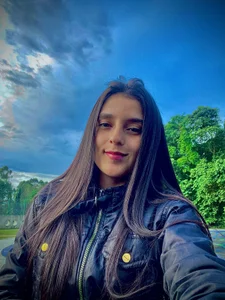 in the street, relaxed🫣🏙️❣️ od MiaTaylorSweet  4 snímek