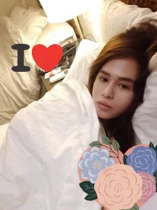 xbedofroses Me myself & I  7টি ছবি