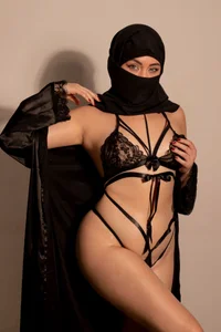 fatiima_ Elegant on the outside, temptation on the inside ❤️‍🔥 Pic 3