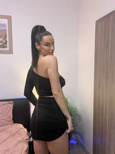 SereneRhodes My black dress♥ Pic 3