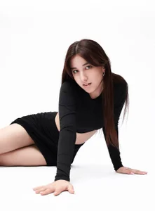 Anna_Elfii Public  3টি ছবি