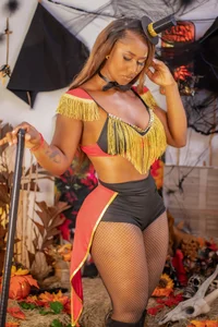 TinnaCobb Halloween like a sexy tamer! รูป  9