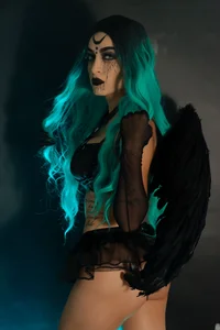 Constant transformation de danna_berlin_  2 Imagens