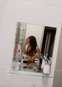 LewisThrone love me Pic 2