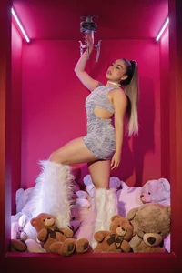 AnnieMonroe1 kullanıcısının Valentine's Day🌹💖 albümü -  2 fotoğraf