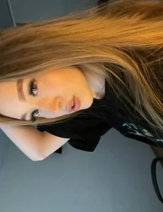 KylaAnselm Public  3. fénykép