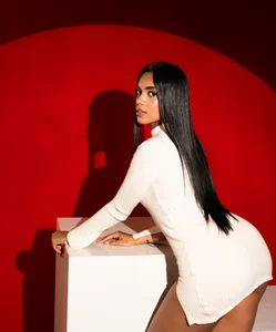 MeganRoseh Wet Dreams Immagine  4