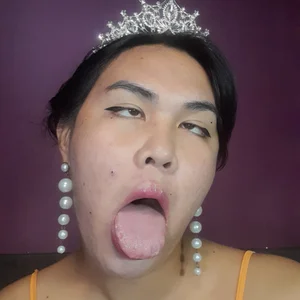 Slutty_cock23 its me KARINA Pic 2