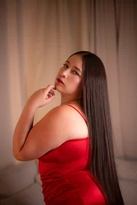 _Emily_Queen a date? Pic 3