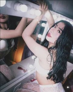 Vintage vibes ✨ de Valecute_  2 Imagens