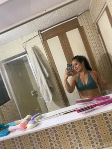 Laura_99 Public Pic 3