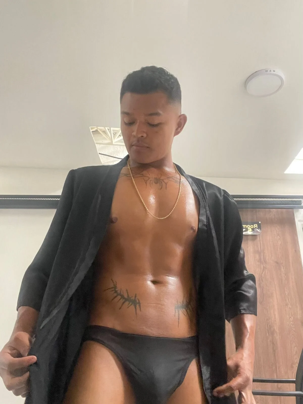 AndrewKenoxx_ 熱門圖片 651