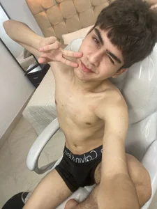 Tommy18__: Hey ( 5 фото)