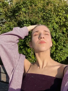 PetraHambelton Plum paradise 🍇 Pic 5