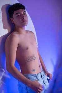 DylanBrownn_ Public 圖片 5