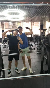 Gym de Ereth_Lewy  3 Imagens