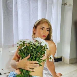 reinahot-699 November of colors Pic