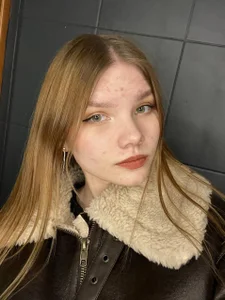 HazelCuomo Public Immagine  3